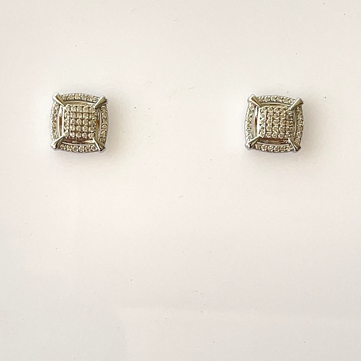 Sqaure Solitaire Silver Stud Earring