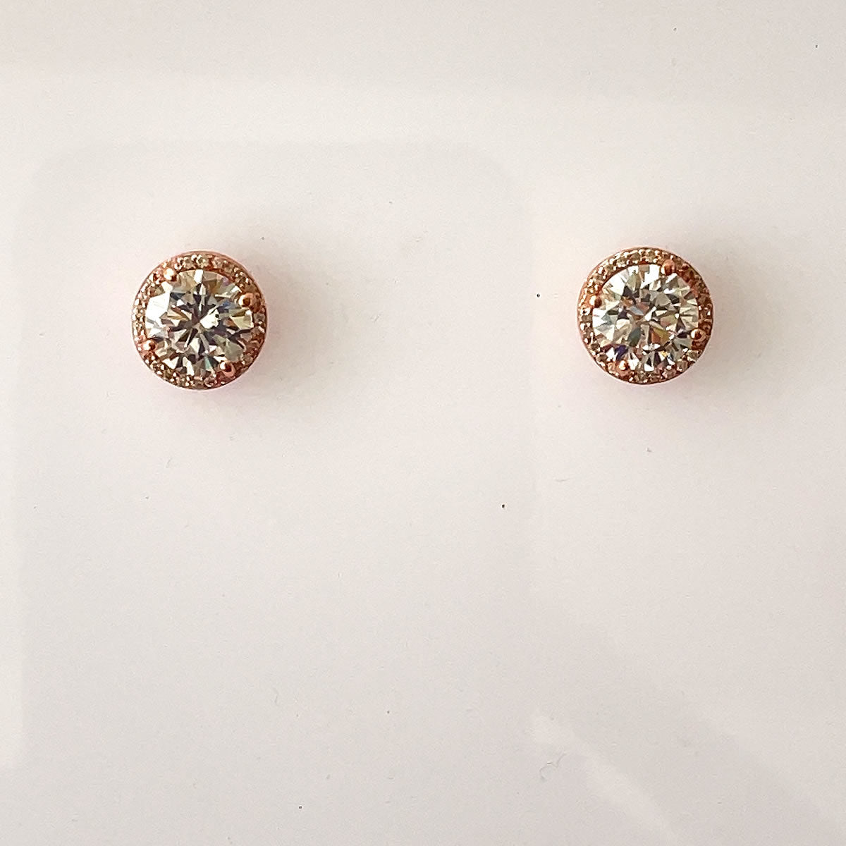 Rose gold plated Solitaire Stud Earring 92.5 purity silver